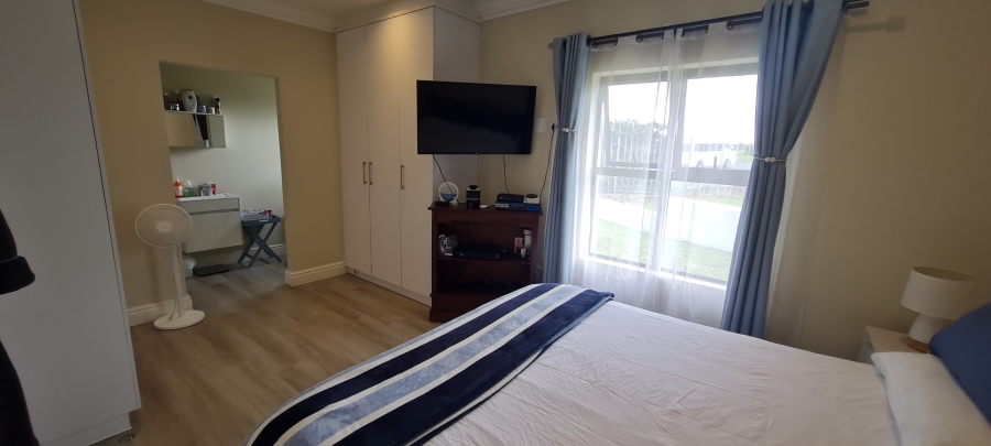 2 Bedroom Property for Sale in Zevenwacht Retirement Village Western Cape